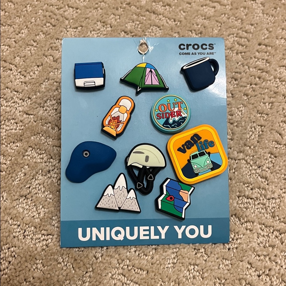 Crocs- Outsider 10 pk, Uniquely You Jibbitz Charms New in Package